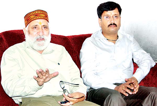 2014_7image_00_37_2899840009kgrsuresh1-ll